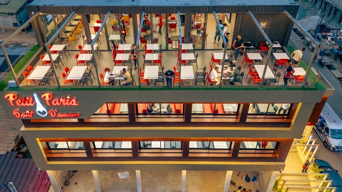 Petit paris restaurant - bingerville