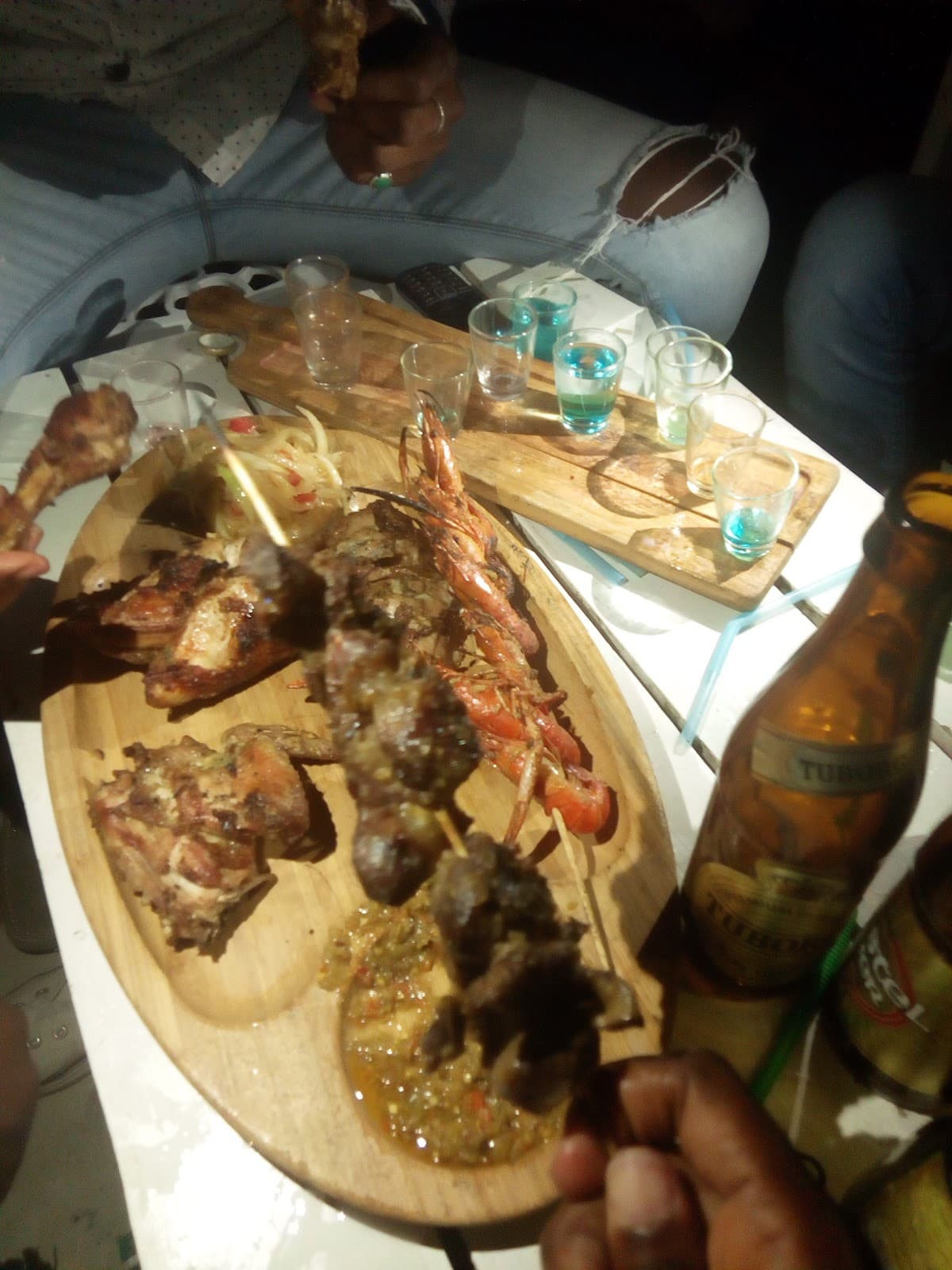 QG Lounge Bar - Photo 2