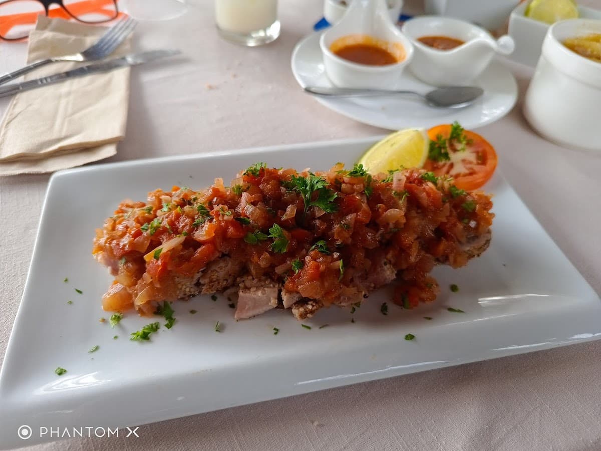 Restaurant le 8 CLOS DES BATEAUX - Photo 2