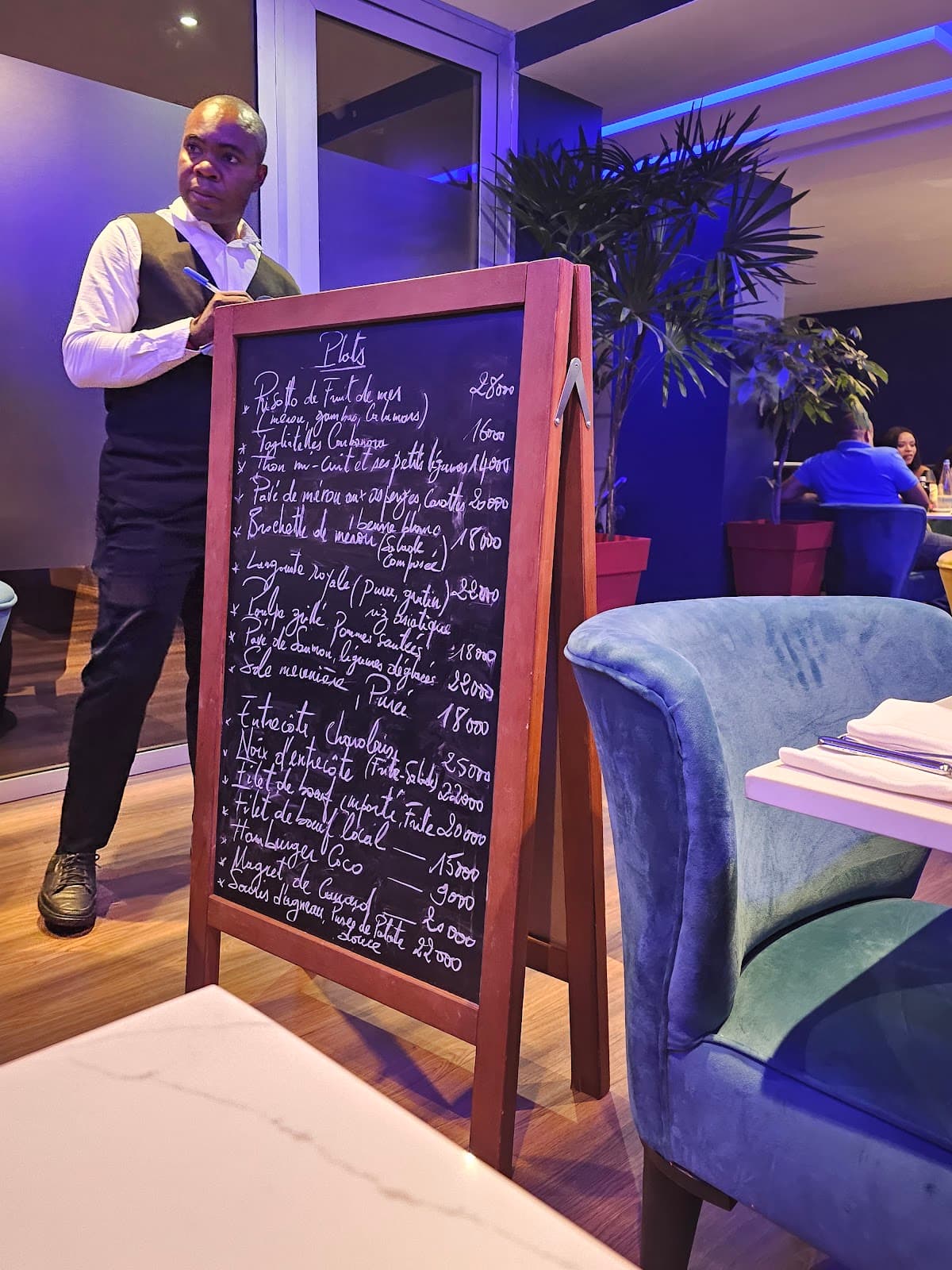 COCO RESTAURANT BAR A CIGARE - Photo 2