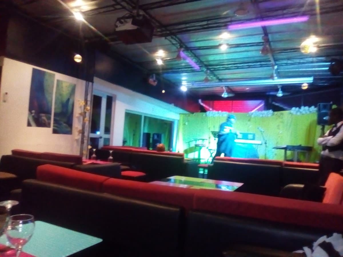 restaurant Le Paon - Photo 2