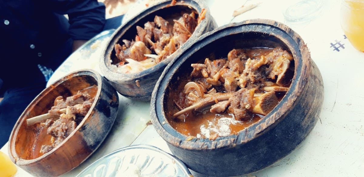 Restaurant petits petits animaux ( Au restaurant petits petits animaux) - Photo 2