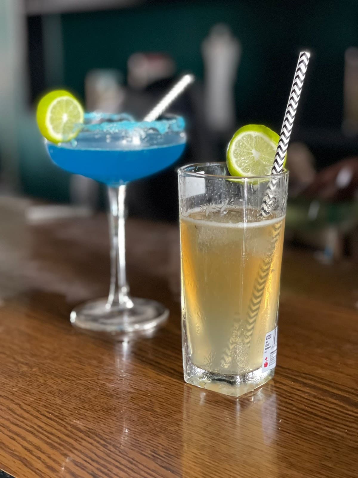 ULTRA Resto Bar Lounge - Photo 2