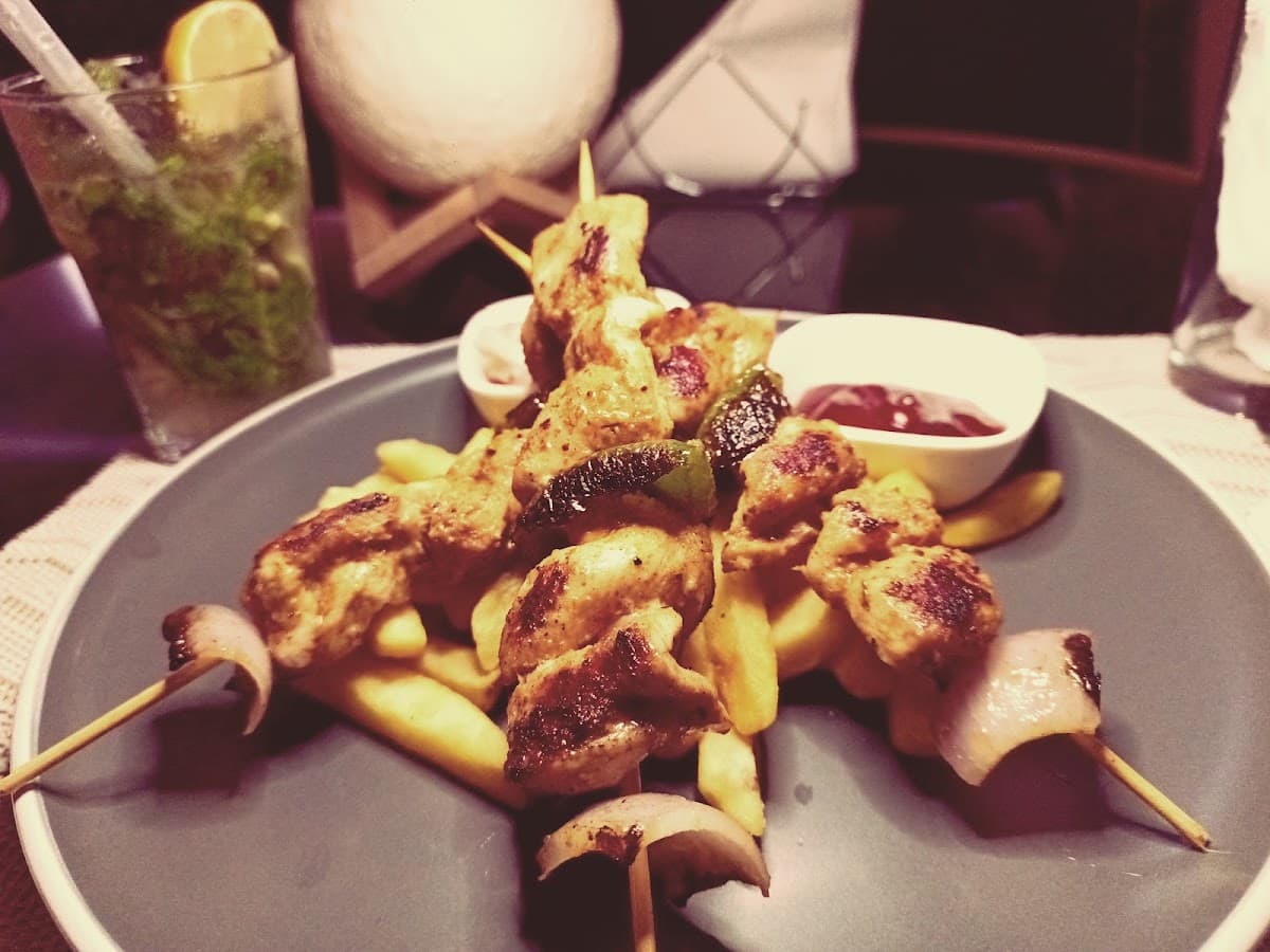 Restaurant O'Friday'S - Photo 2