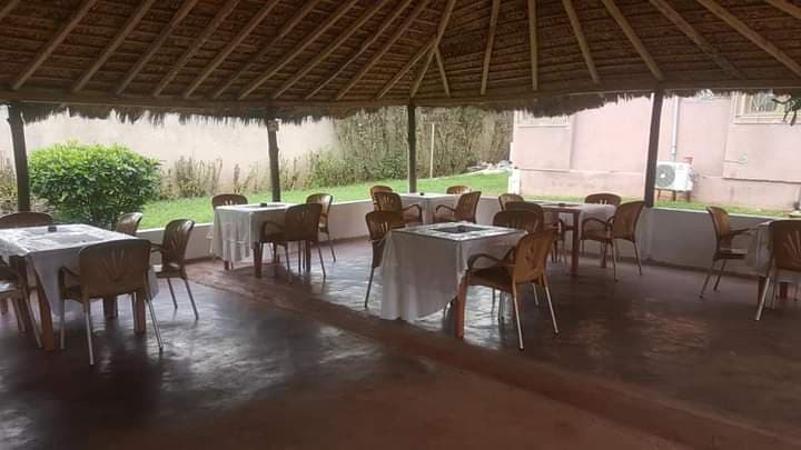 RESTAURANT Chez Chef EBY - Photo 2