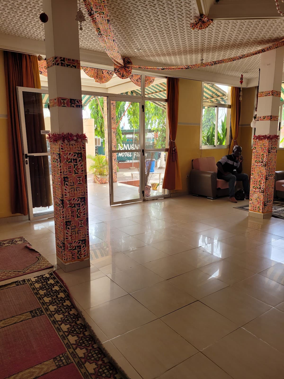 BOLIKRO CAMPEMENT CHEZ NICOLE - Photo 2