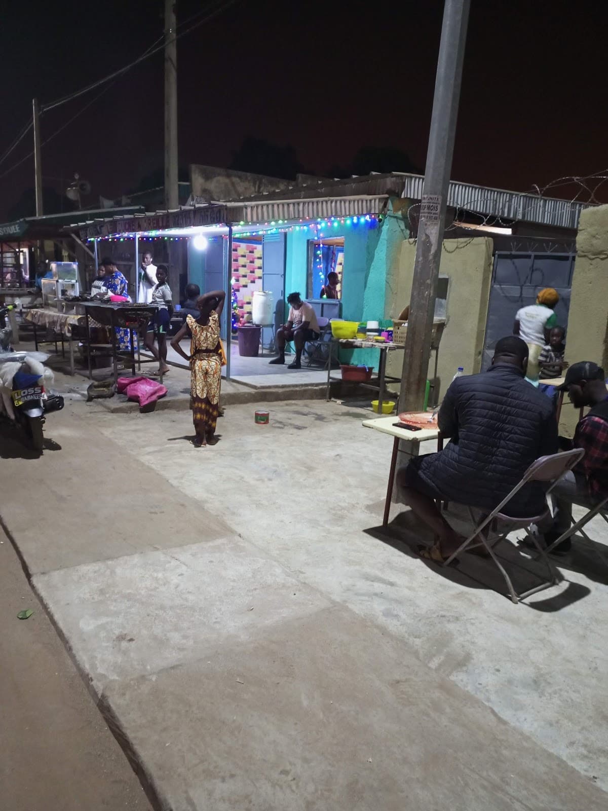 RESTAURANT "LE BOUCHE A OREILLE" - Photo 3