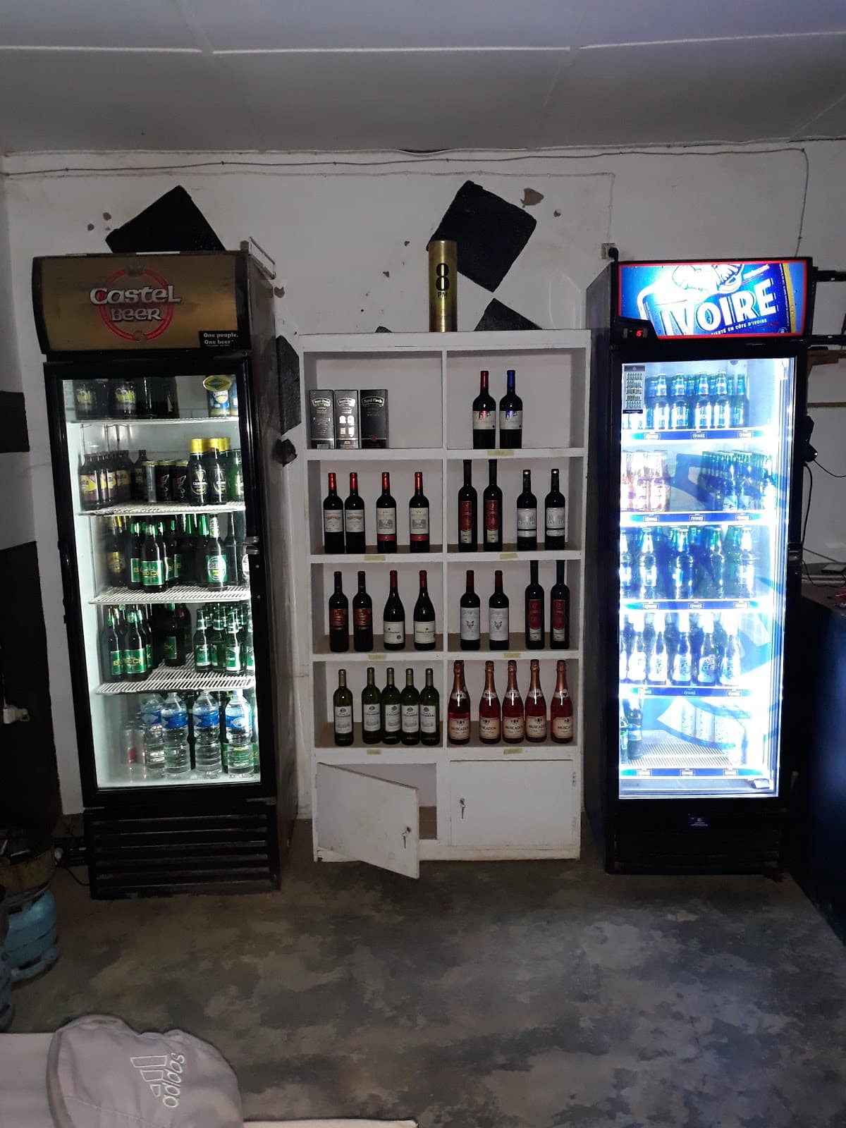 CAVE ROYALE KORHOGO - Photo 3