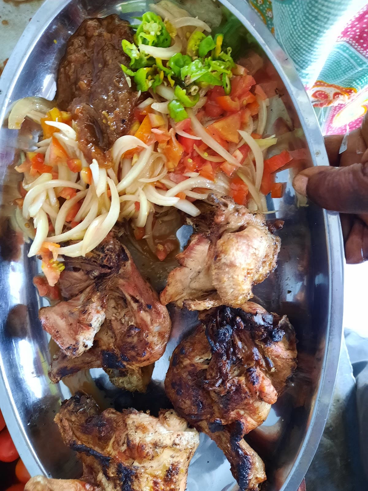 Maquis Chez Suzie, Endroit convivial. Idéal entre amis ou en famille