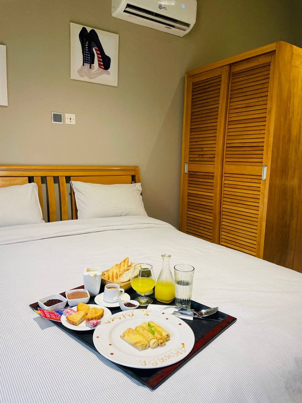 LE Bison Ranch Grill - Photo 2