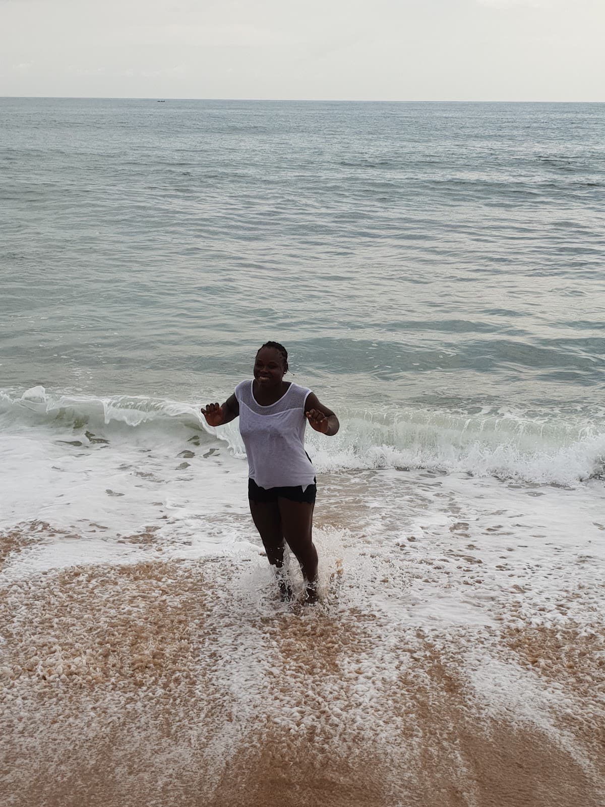 Aïpka Ledja - Photo 2