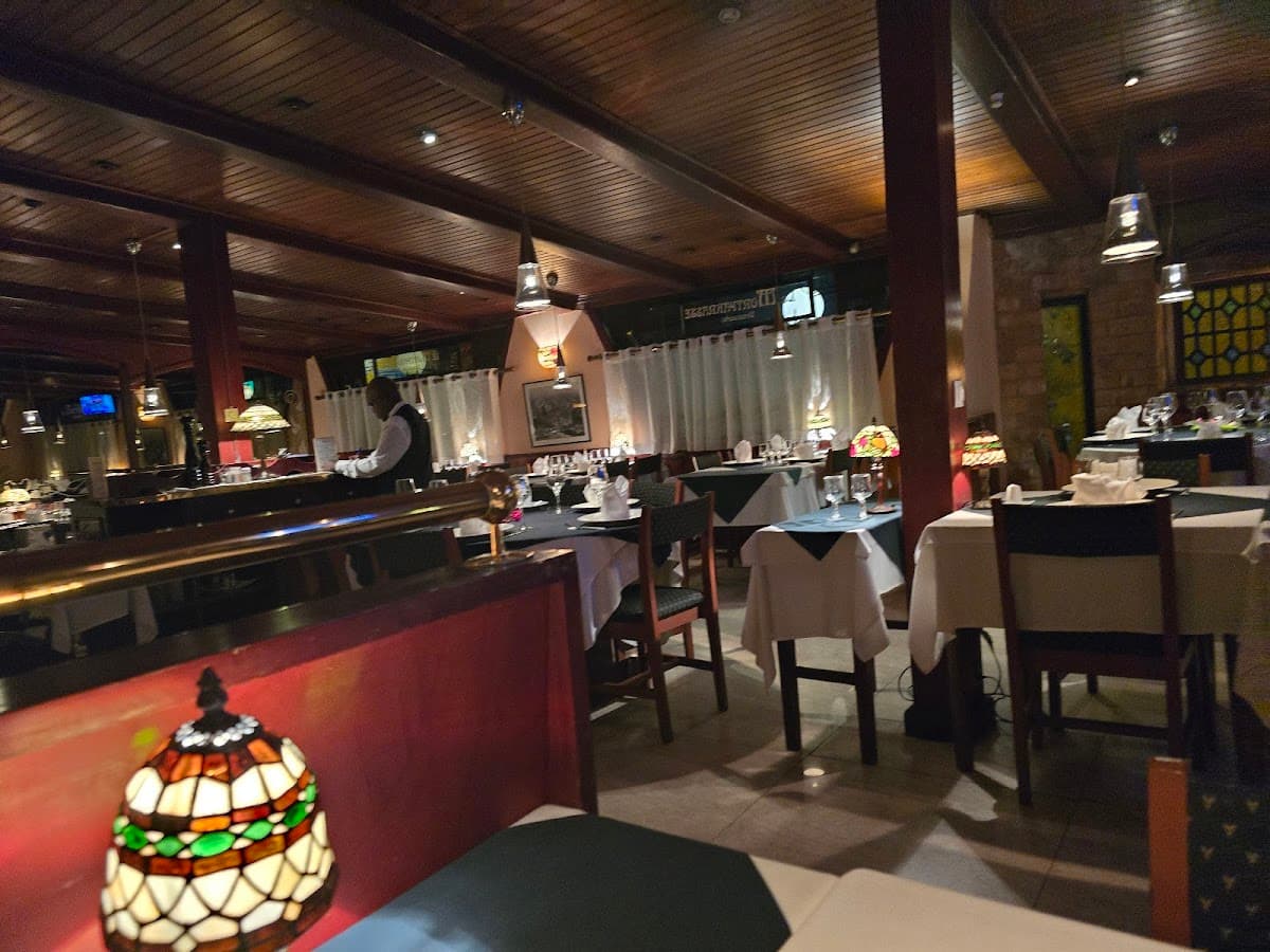 Le Montparnasse Restaurant - Photo 2