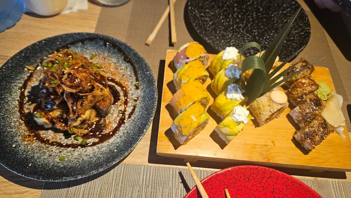 Uchico Sushi & Teppanyaki - Photo 2