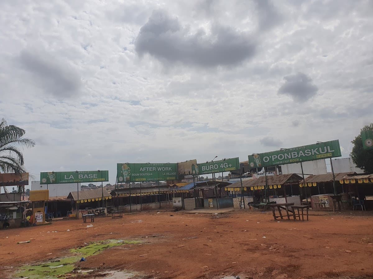 Place Gbagbo - Photo 3