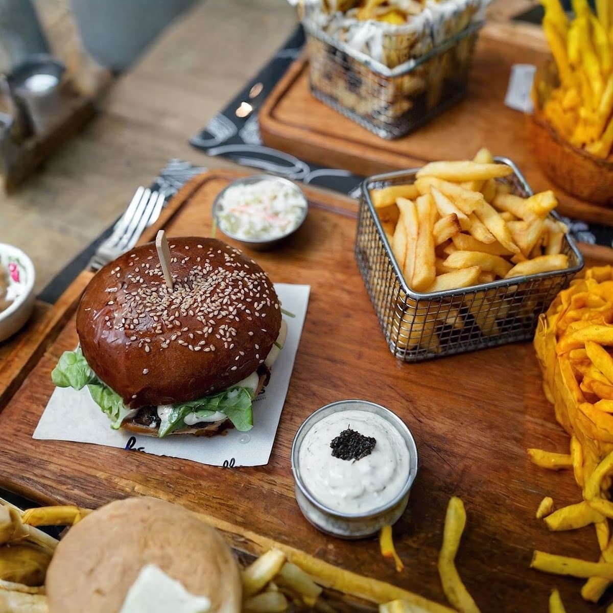 Sept Tables - Photo 2