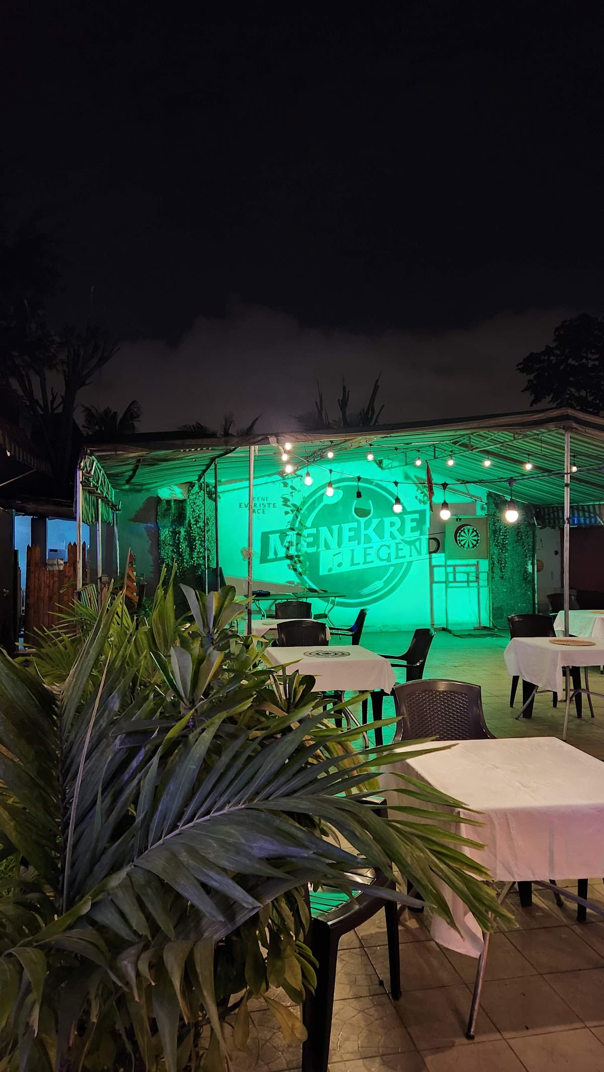 MENEKRE LEGENDS - Photo 2