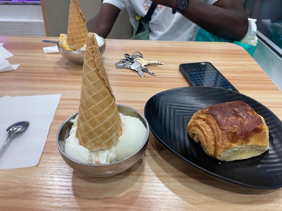 Picasso. Yop Antenne