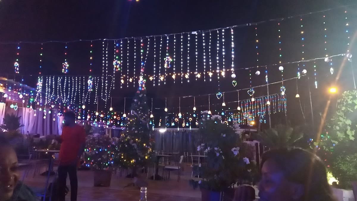 SHANA RESTAURANT - Photo 3