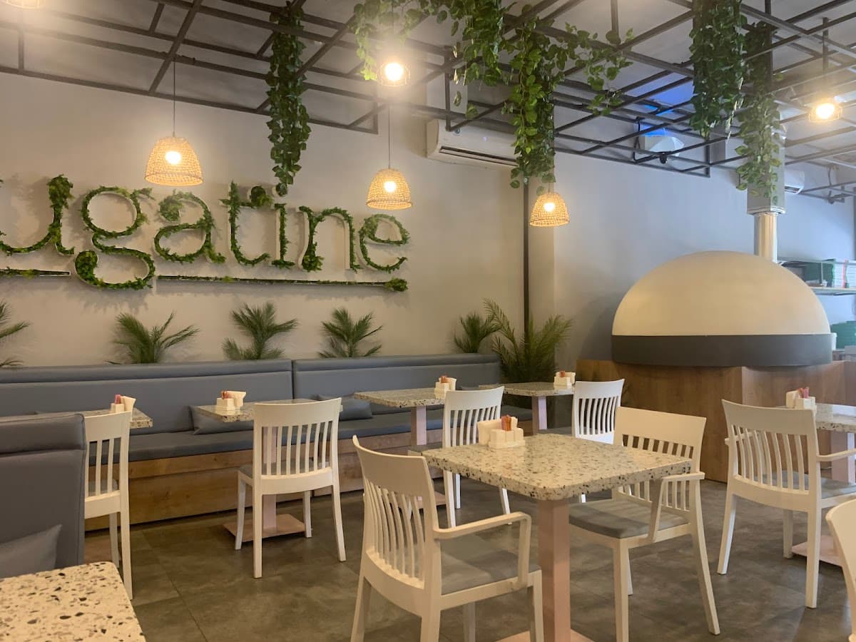 PIZZA MIA & Nougatine Zone 4 - Photo 2