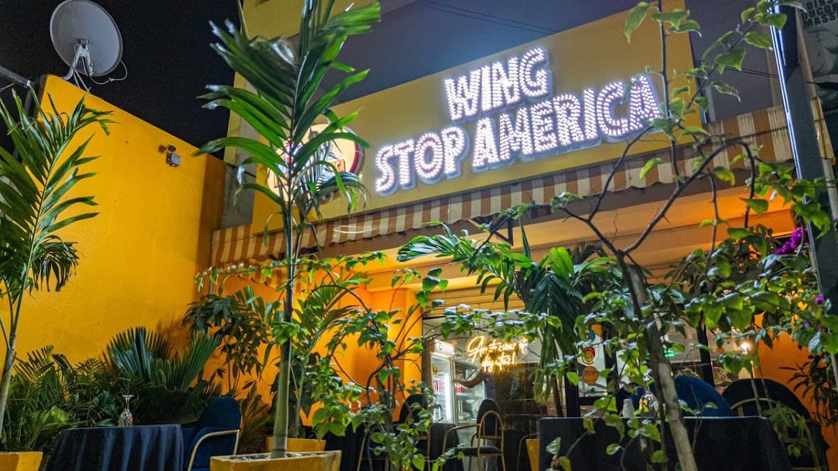 WINGSTOP AMERICA
