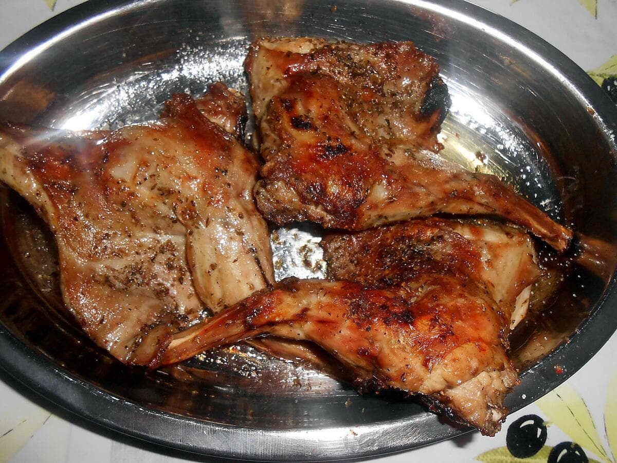 1 Lapin Entier Grillé + Attiéké